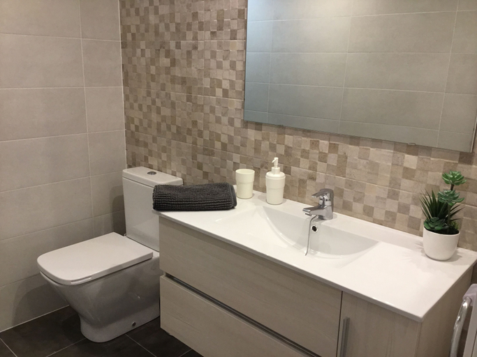 Bathroom 4, Apartamento Marina, Girona