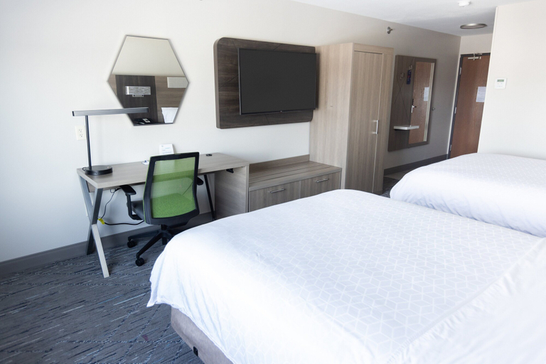 Bedroom 3, Holiday Inn Express O'NEILL by IHG, Holt
