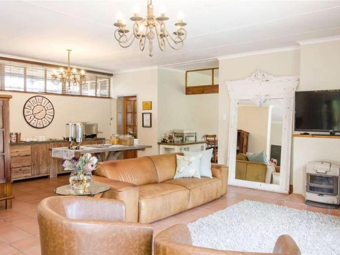 Public Area 5, 9 On Kromellenboog Guesthouse, Fezile Dabi