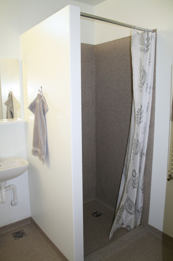 Bathroom 3, South Central Apartments, Skeiðahreppur