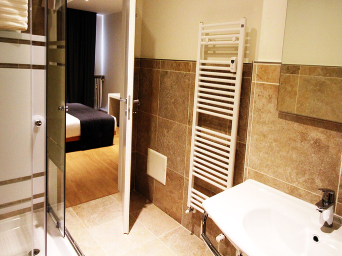 Bathroom 5, B&B Verona's Inn, Verona