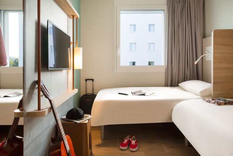 Bedroom 4, ibis budget Fribourg, La Sarine