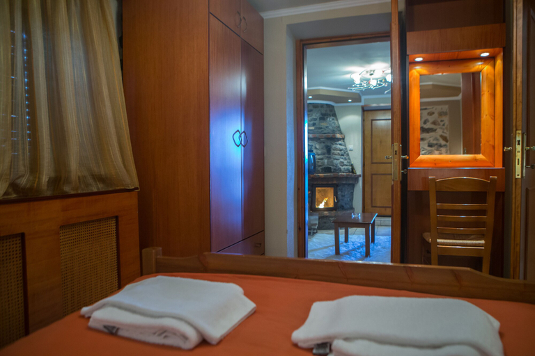 Bedroom 4, Exohiko Palaios Agios Athanasios, Central Macedonia