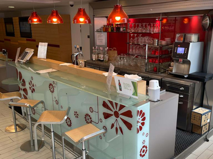 Food & Drinks 5,  B&B Hôtel Orly Rungis Aéroport 3 étoiles, Val-de-Marne