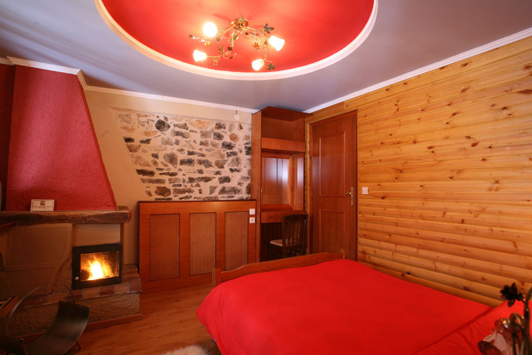 Bedroom 4, Exohiko Palaios Agios Athanasios, Central Macedonia