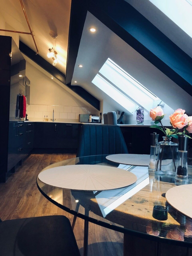 Food & Drinks 4, Millstream Mews, Derbyshire