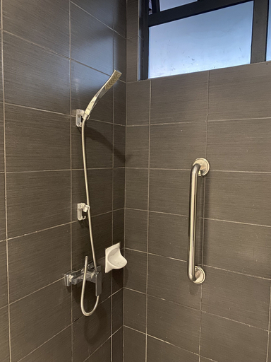 Bathroom 5, Padungan Hotel, Kuching
