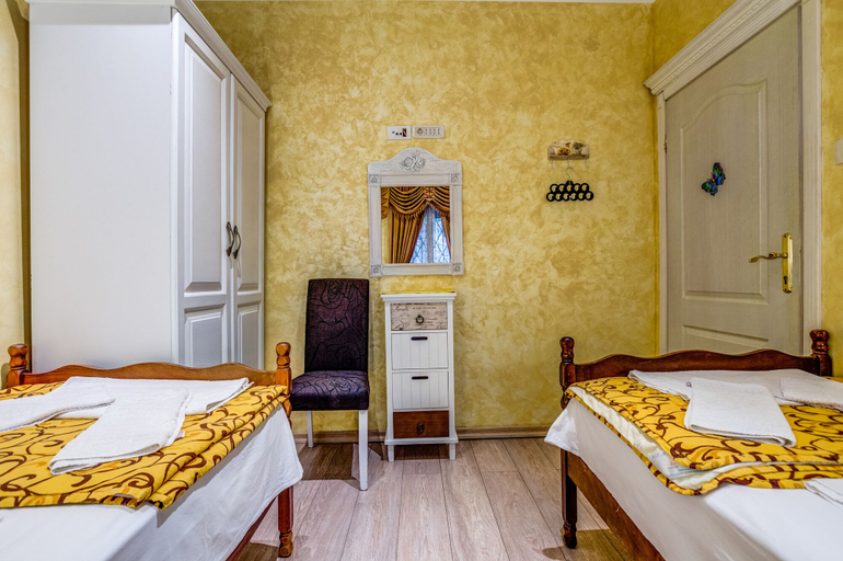 Bedroom 2, Villa Donkovic