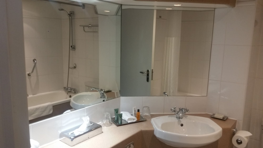 Bathroom 3, The Bradford Hotel, Bradford