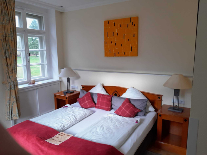 Bedroom 4, CAREA Schlosshotel Domäne Walberberg, Rhein-Sieg-Kreis
