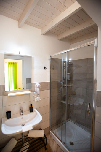Bathroom 5, Quattro Incanti, Palermo