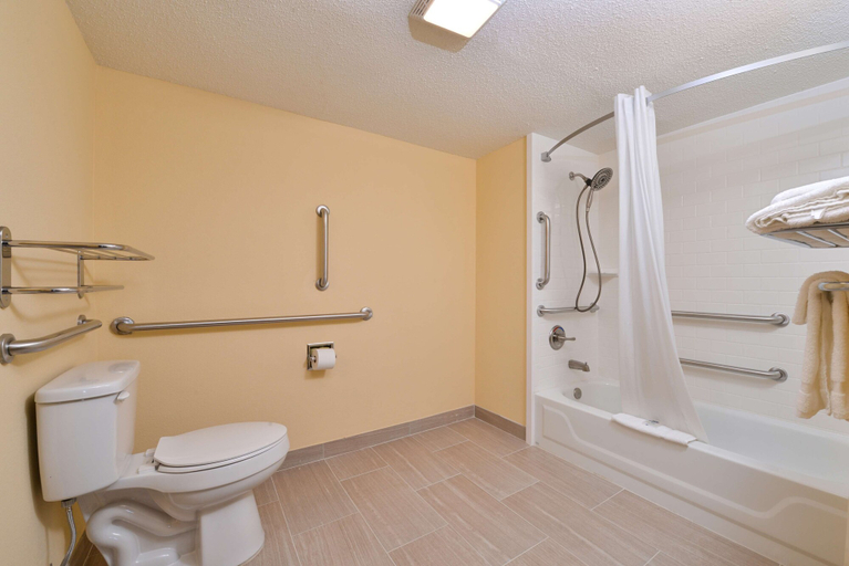 Bathroom 4, Americas Best Value Inn Tupelo Barnes Crossing, Lee