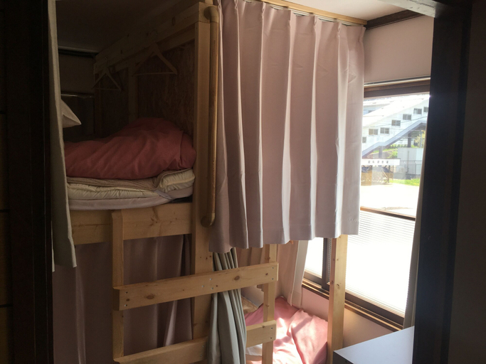 Bedroom 2, Guest House Sato Shoten - Hostel, Toyoura