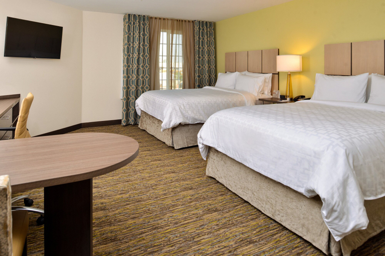 Bedroom 5, Candlewood Suites LODI, San Joaquin