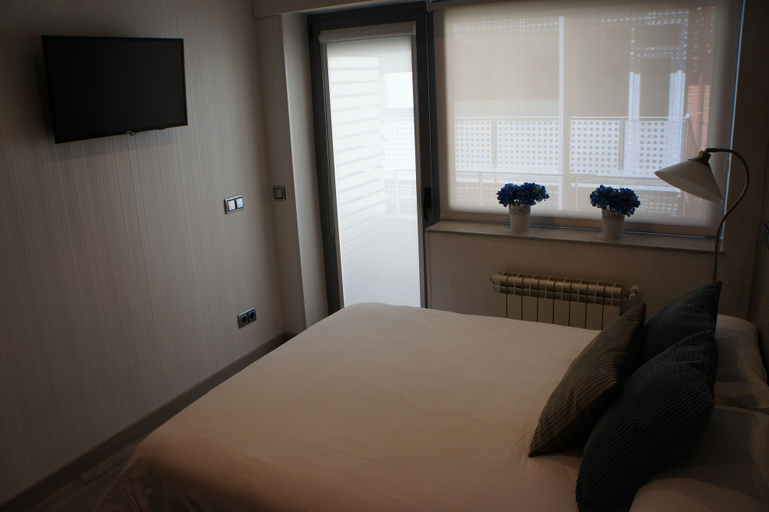 Bedroom 3, Arizonica Suites, Madrid