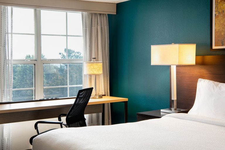 Bedroom 2, Residence Inn by Marriott Cincinnati Airport Erlanger, Boone