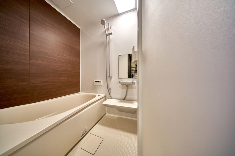 Bathroom 3, Oyadokinokuniya Maruyama Machi Tei, Nagasaki