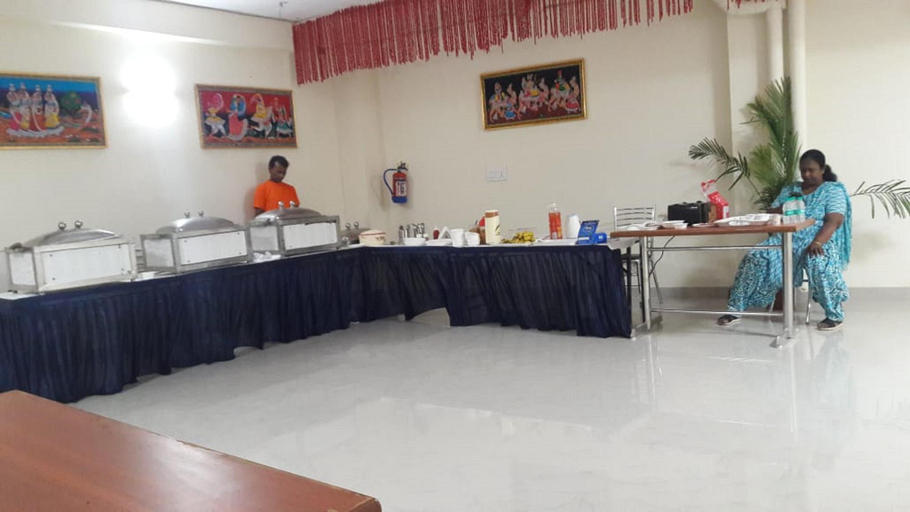 Buffet 3, THE ROYAL STAY, Gautam Buddha Nagar