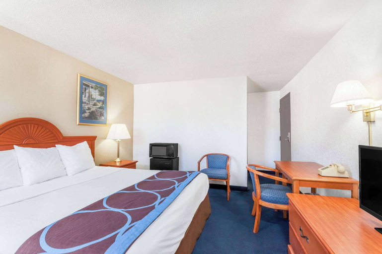 Bedroom 15