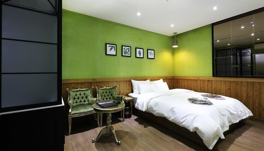 Bedroom 4, Gwangmyeong W Hotel, Geum-cheon