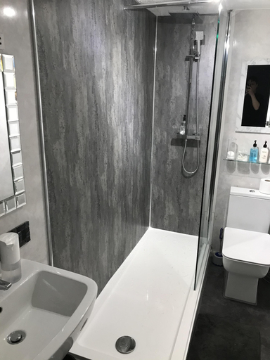 Bathroom 5, Ardenlee Guest House, Edinburgh