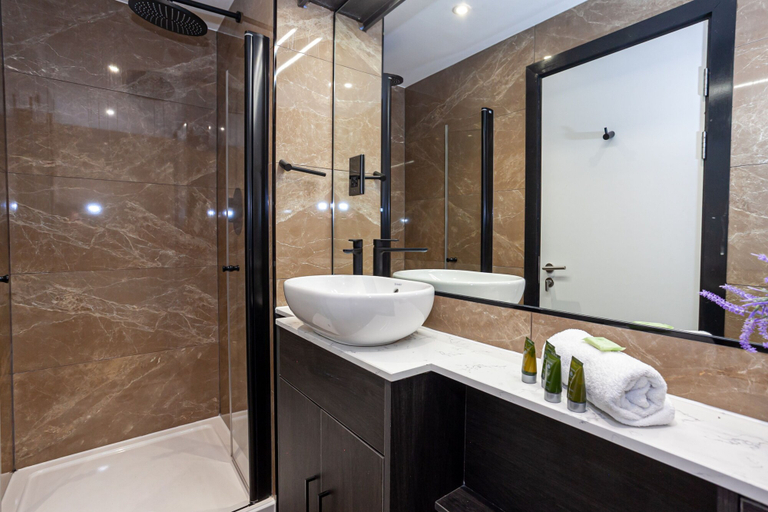 Bathroom 3, Portland Street Apartments, Manchester