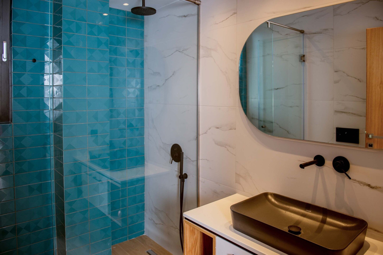 Bathroom 4, Villa Lydia, Crete