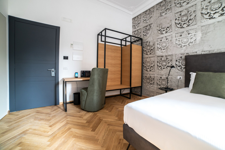 Bedroom 3, Youroom Abruzzi, Rome
