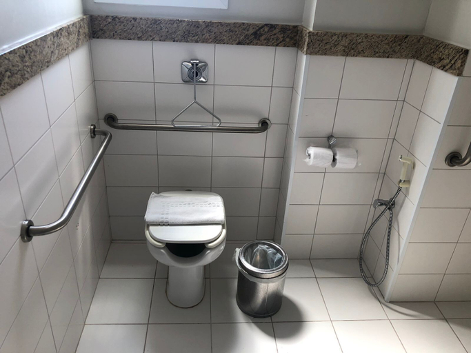 Bathroom 5, Comfort Hotel Santos, Santos
