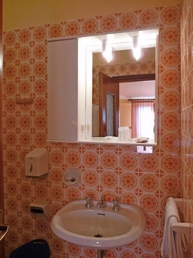 Bathroom 3, Hotel Ristorante La Rosa, Sondrio