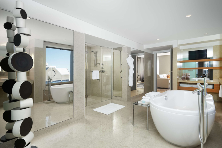 Bathroom 26