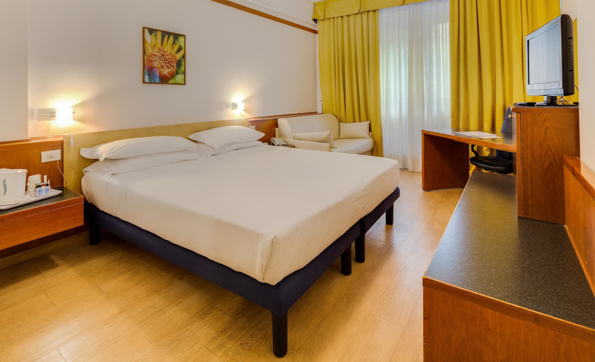 Bedroom 3, Best Western City Hotel, Bologna