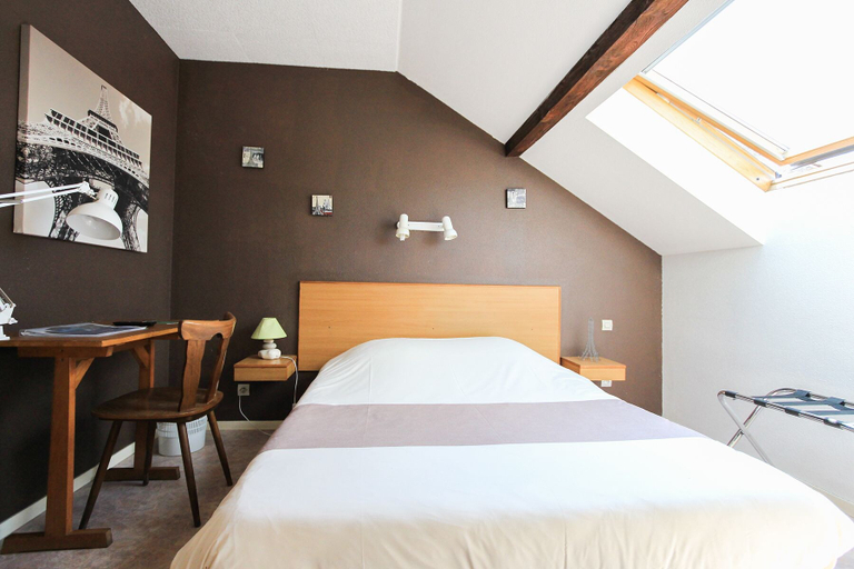 Bedroom 2, Hotel Restaurant De La Poste, Haut-Rhin