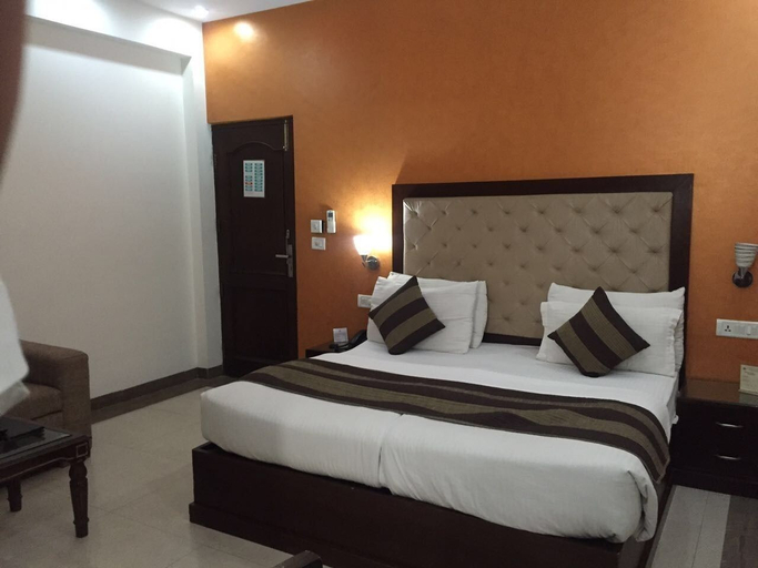 Bedroom 3, Mahalakshmi Palace hotel, Faridabad