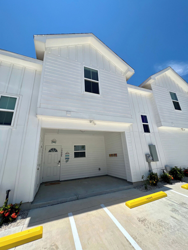 Exterior & Views 2, No Crabby Attitudes-15005, Nueces