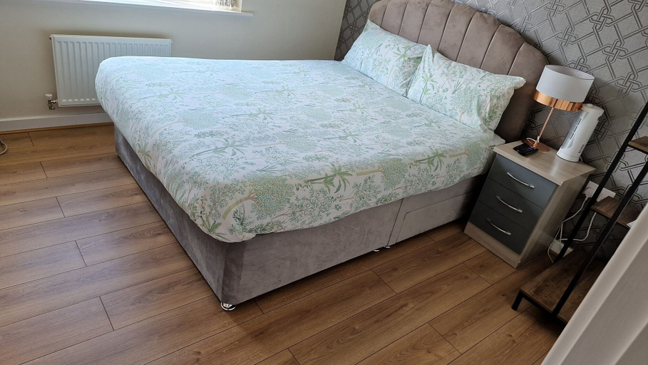 Bedroom 3, 2-bed House With Canal View, Garden & Petsok, Manchester