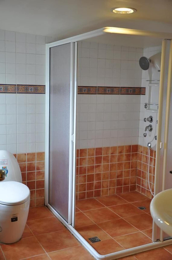 Bathroom 4, Starshine, Nantou