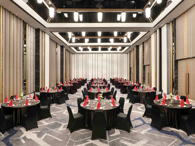 Business Facilities 30