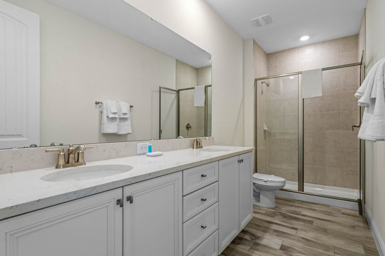 Bathroom 3, Endless Summer at Margaritaville, Osceola