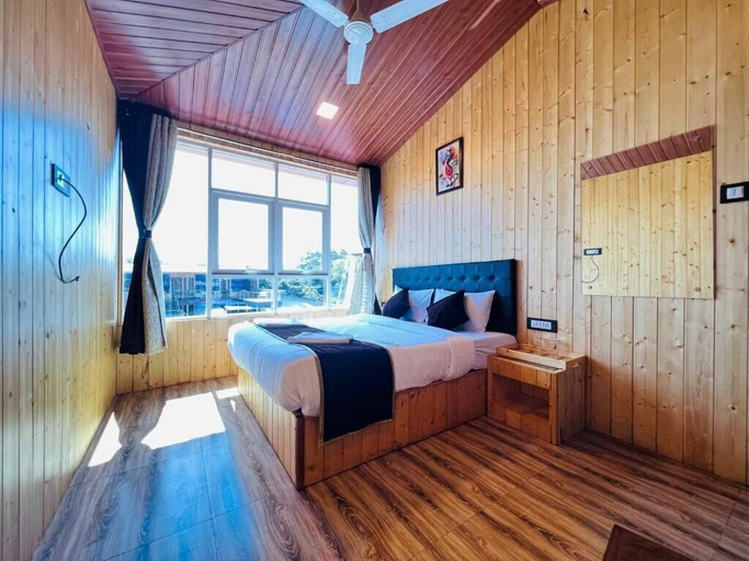 Bedroom 3, Arya Resort & Spa, Satara