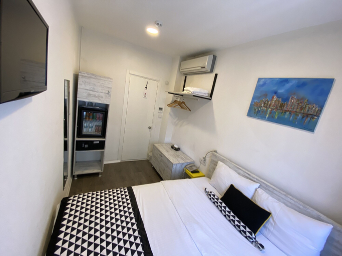 Bedroom 4, Piano Hotel, Konak