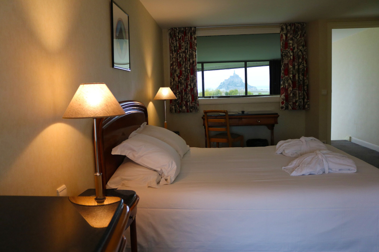 Bedroom 3, Relais Saint Michel, Manche