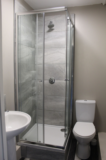 Bathroom 4, Mitre Hotel Manchester City Centre, Manchester