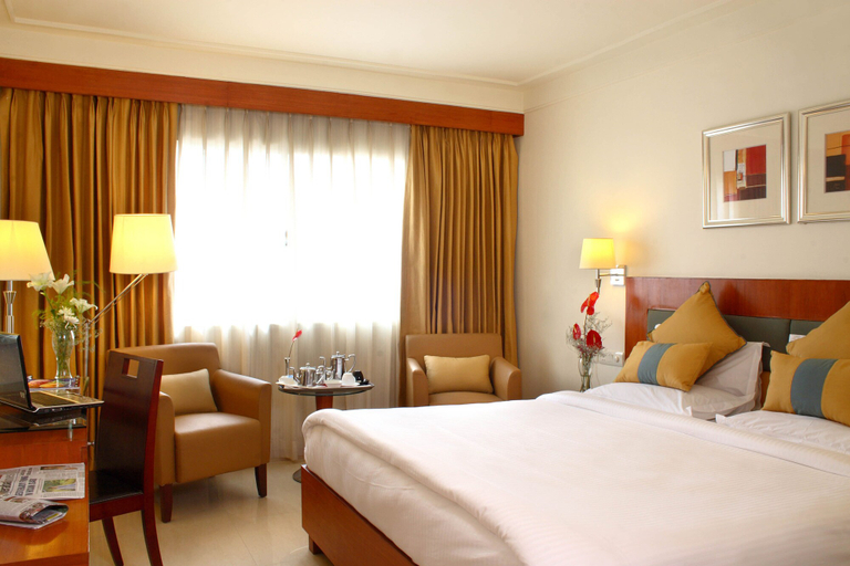 Bedroom 4, Hampshire Plaza Hyderabad, Hyderabad