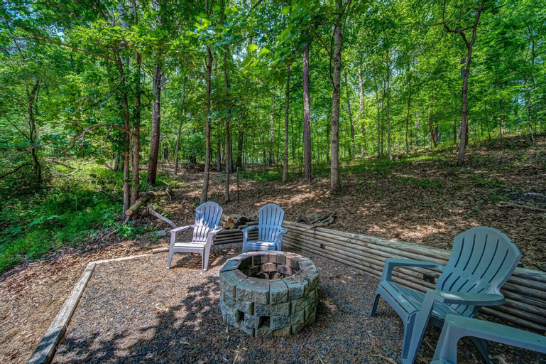 Mountain Bliss, Gilmer