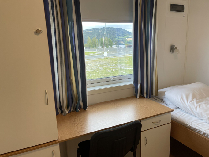 Bedroom 2, Biri Arena Overnatting, Gjøvik