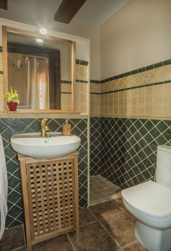 Bathroom 3, Apartamentos Rurales Millan, Teruel