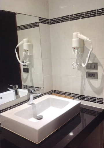 Bathroom 4, David Residence, Phuket Island