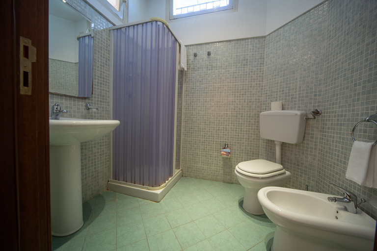 Bathroom 5, Casa Albergo Portale Pirrera, Ragusa
