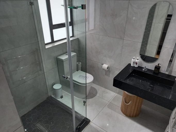 Bathroom 3, Wetlands Game Lodge, Gert Sibande